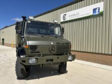 Mercedes Unimog U1550L 4x4 Box Truck