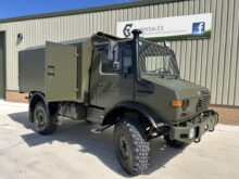 Mercedes Unimog U1550L 4x4 Box Truck