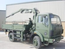 Mercedes 1017 4x4 Cargo Truck With Crane