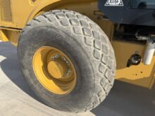 Caterpillar CS66B Compactor Roller