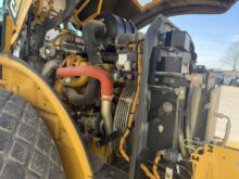 Caterpillar CS66B Compactor Roller