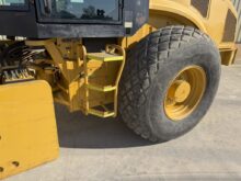 Caterpillar CS66B Compactor Roller