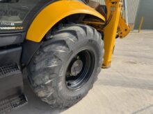 JCB 3CX Pro Backhoe Loader - Latest-Stock)