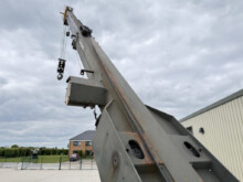 Jones IF8M Crane