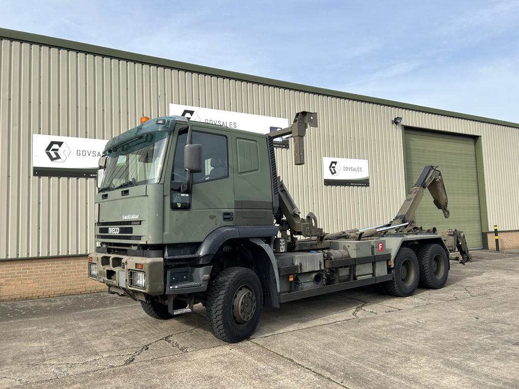Iveco Eurotrakker 260E44 6×6 Hook Loaders – 50573
